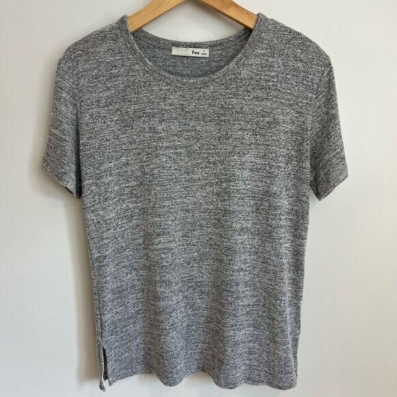 Wilfred Free Aritzia Little Gray Tee Women’s Size Small Short Sleeve Top Summer - Picture 2 of 11